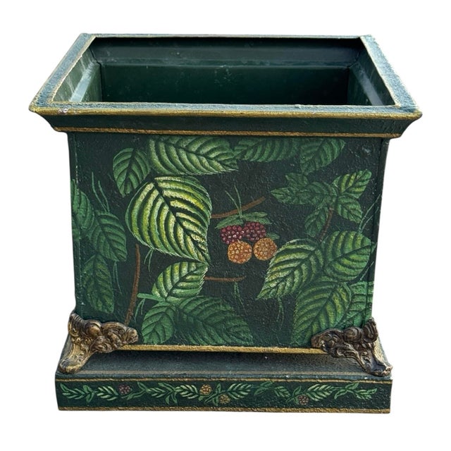 Beautiful vintage John Richards Collection planter. Great for multiple uses and spaces.