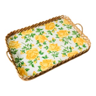 Vintage Mid Century Modern Yellow Rose Kitschy Wicker Serving Tray For Sale