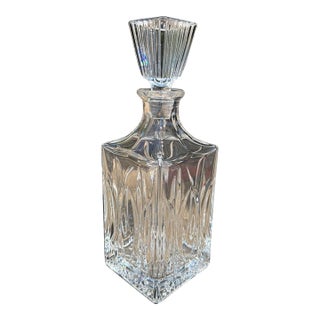 Late 20th Century Crystal Clear Industries Monarch Crystal Square Decanter Stopper For Sale