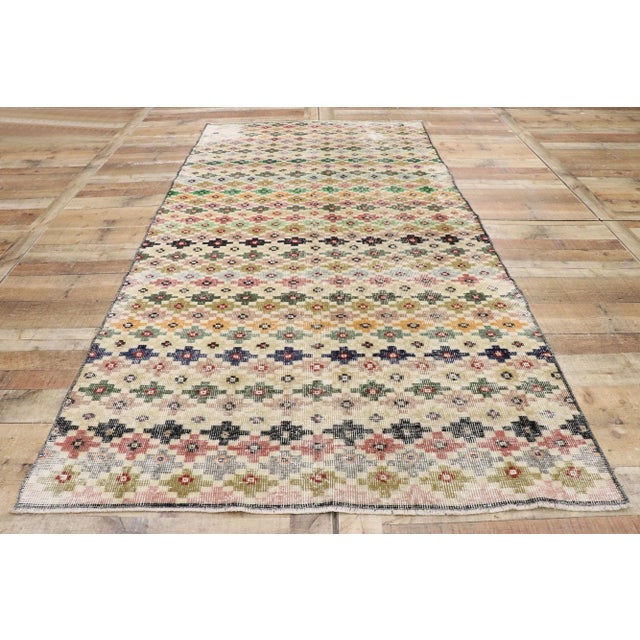 Tan Vintage Turkish Sivas Rug, 04'07 X 09'00 For Sale - Image 8 of 10