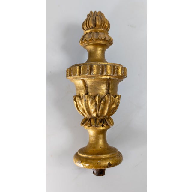 Traditional 19th Century Carved Giltwood Flaming Urn Finial in Georgian or Federal Style For Sale - Image 3 of 10