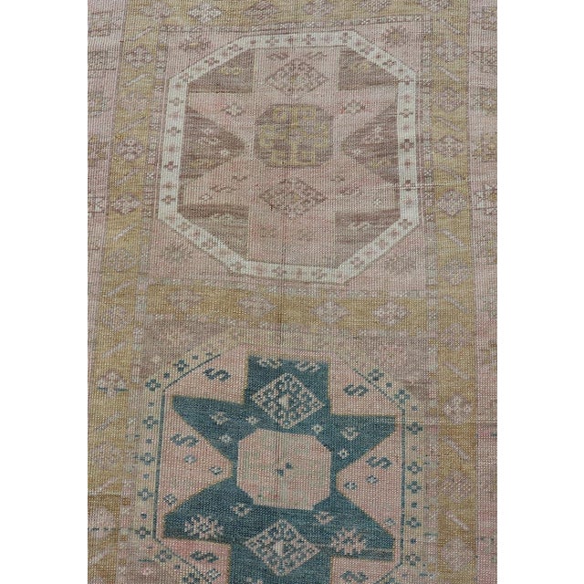 Textile Antique Turkish Oushak Runner With Star Medallion Design in Pastel Tones For Sale - Image 7 of 10
