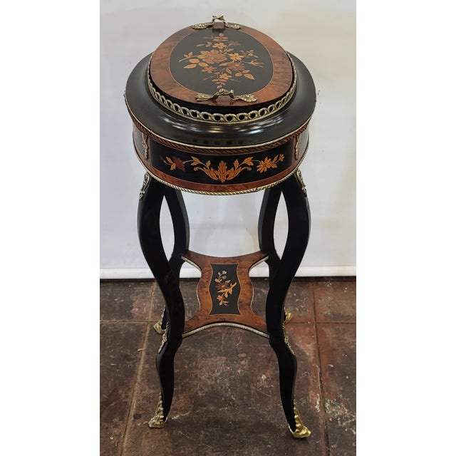 Black French Empire Marquetry Planter Napoleon III Period 19th Century Thuja and Ebonized Wood Inlaid For Sale - Image 8 of 10