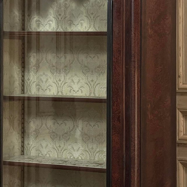 19th Century French Napoleon III Period Burled Walnut Display Armoire ~ Bookcase For Sale - Image 10 of 18
