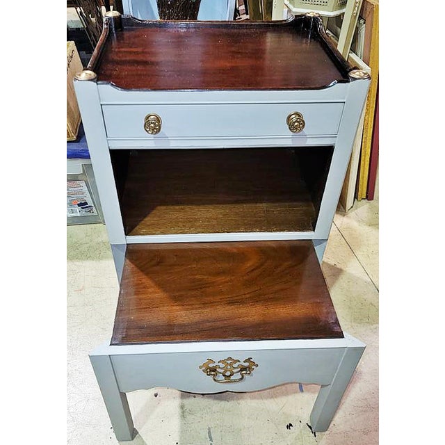 1970s Kittinger Nightstand End Table For Sale In West Palm - Image 6 of 12