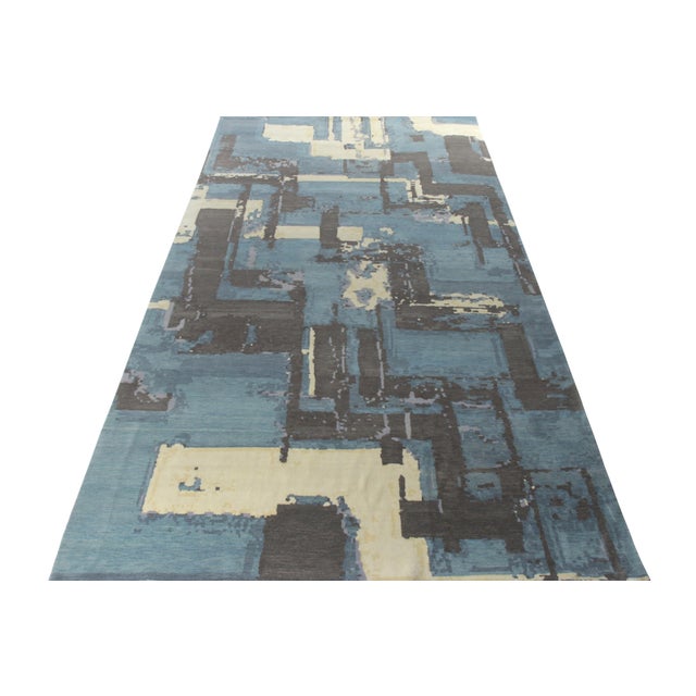 An 8x15 contemporary ode to Deco rug styles from Rug & Kilim’s titular line in the New & Modern Collection. This piece...