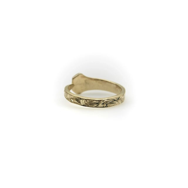 14k Yellow Gold Hand Engraved Lucky Nail Ring With Diamonds Size 7 For Sale In Los Angeles - Image 6 of 9
