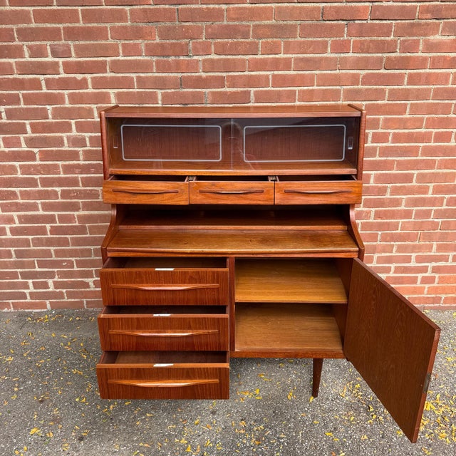 Wood 1960s Danish Modern Teak Secretary Desk Hutch by Sejling Skabe n.p. Nielsen, Attributed For Sale - Image 7 of 12