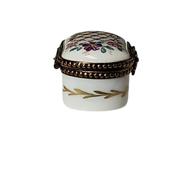 Limoges, France Early 20th Century Limoges E D Casket Shape Trinket Box For Sale - Image 4 of 7