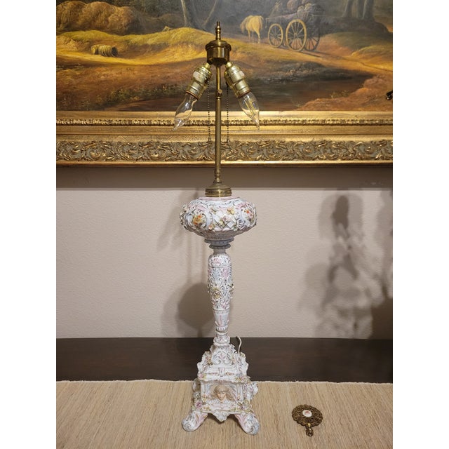 Mid 20th Century Collectible Capodimonte Beautiful Lamp For Sale - Image 4 of 12