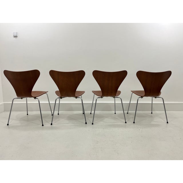 1960s Model 3107 Chairs in Teak by Arne Jacobsen for Fritz Hansen, 1960s, Set of 4 For Sale - Image 5 of 14