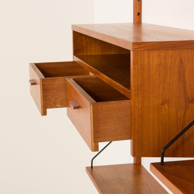 Danish Teak Shelving Unit in the style of Cadovius and Sorensen, 1960s For Sale - Image 14 of 16