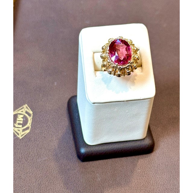 6 Carat Oval Cut Natural Pink Tourmaline 14 Karat Yellow Gold Ring For Sale - Image 4 of 18