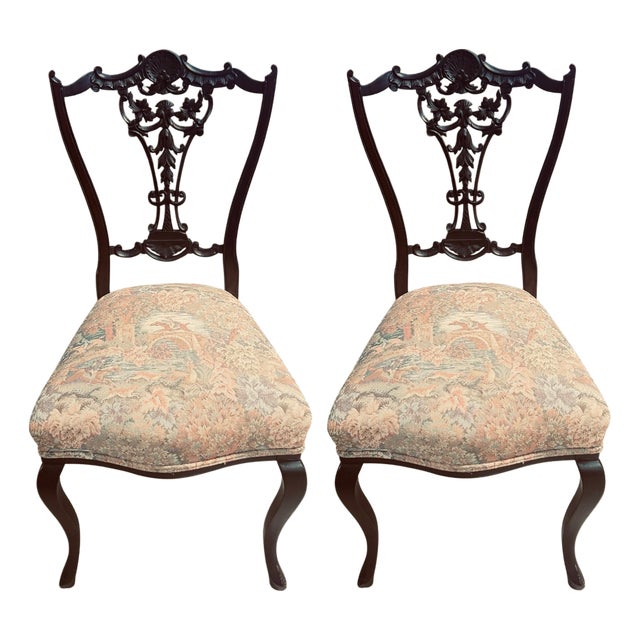 Late 20th Century Pair of Chippendale-Style Ribbon Back Side Chairs For Sale