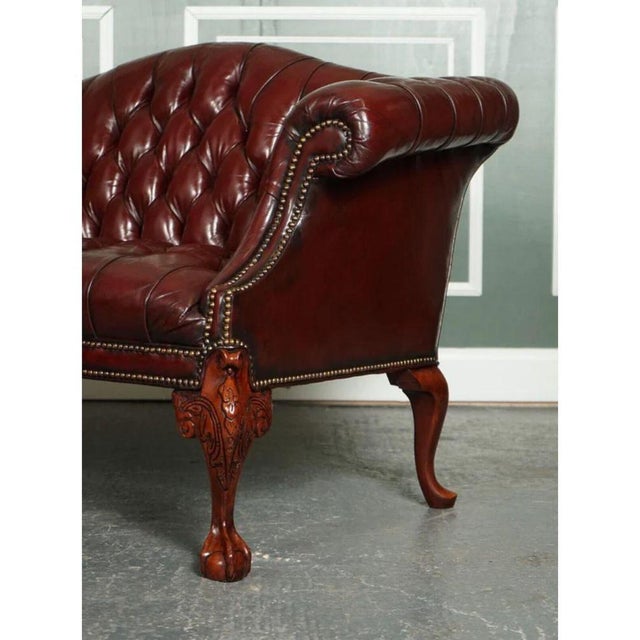 Regency Camel Back Chesterfield Sofa in Hand-Dyed Burgundy Leather For Sale - Image 5 of 10