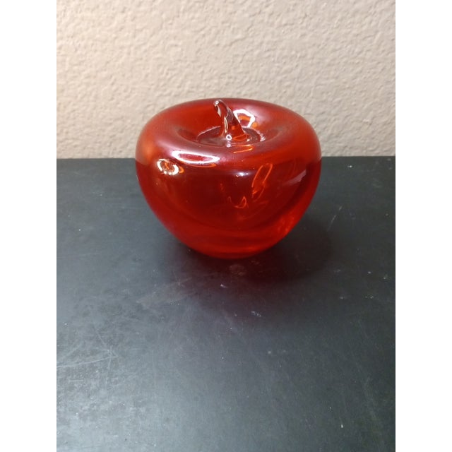 Italian 1980s Murano Made in Italy Red Art Glass Apple Paperweight For Sale - Image 3 of 9
