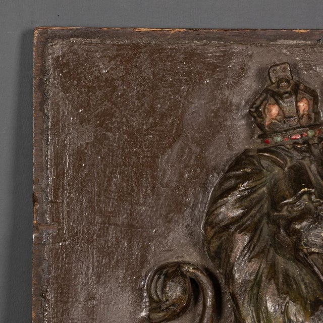 19th Century Victorian Carved Wood & Painted Royal Warrant, 1830s For Sale - Image 12 of 18