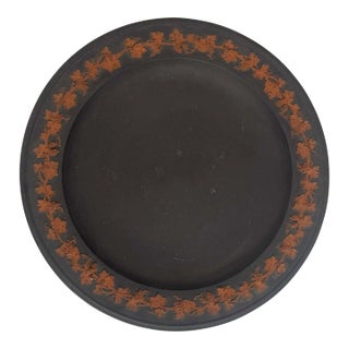 Antique 18th Century Wedgwood Rosso Antico Basalt Plate With Grape Vine Border For Sale