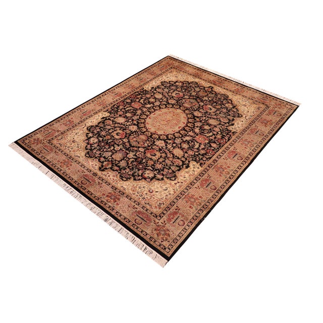 Designed with mesmerizing intricacy and gorgeous color palette, this hand-knotted masterpiece demonstrates the beauty and...