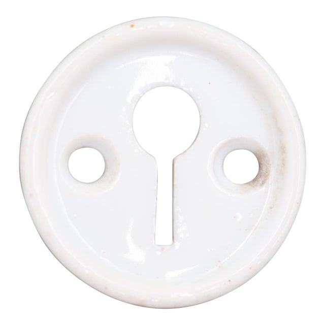 Vintage 1.375 In. White Ceramic Circular Keyhole Cover For Sale
