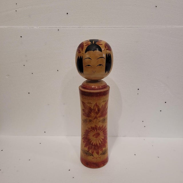 Traditional Kokeshi Doll inn Polychrome Wood, 1940s For Sale - Image 4 of 18