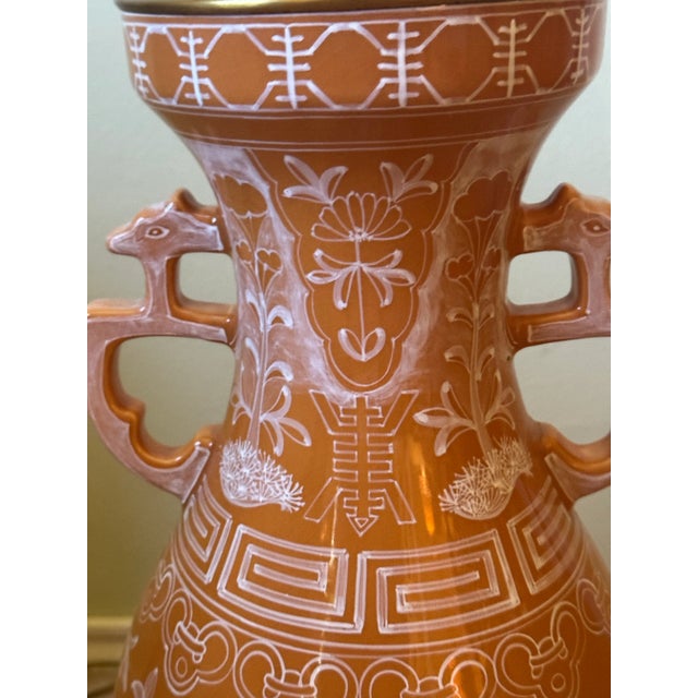 Chinoiserie 1960s Hollywood Regency Ceramic Lamp, Pale Orange With White Chinoiserie Decoration. Terra Cotta Base. Original Lampshade With Greek Key Tape Trim For Sale - Image 3 of 9