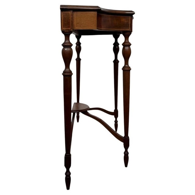 2000 - 2009 Early 20th Century Antique English Mahogany Serpentine Side Table For Sale - Image 5 of 10