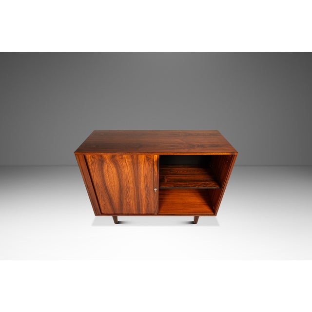 1960s Mid-Century Danish Modern Rosewood Credenza / Cabinet W/ Tambour Door Attributed to Marius Byrialsen for Nipu Møbelfabrik, Denmark, C. 1960s For Sale - Image 5 of 18