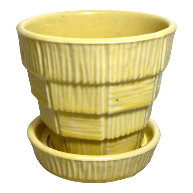 McCoy Pottery Small "Yellow" Mid-Century Flowerpot and Saucer For Sale