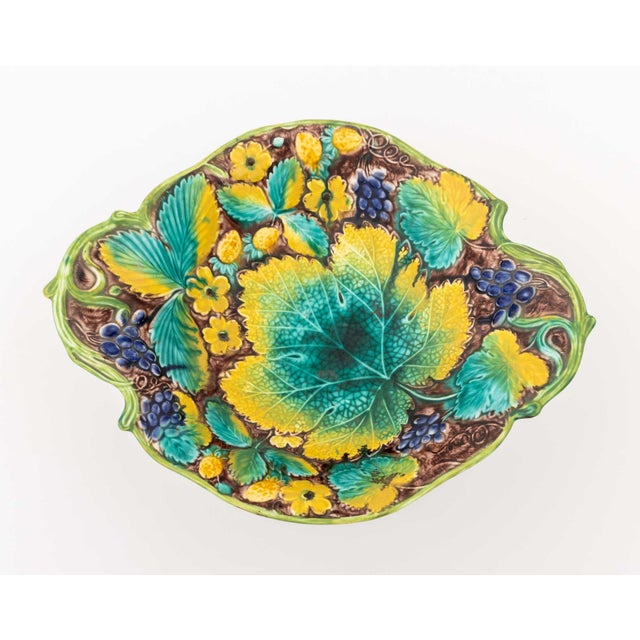 English English Majolica Strawberry & Grape Tableware, 16 For Sale - Image 3 of 14