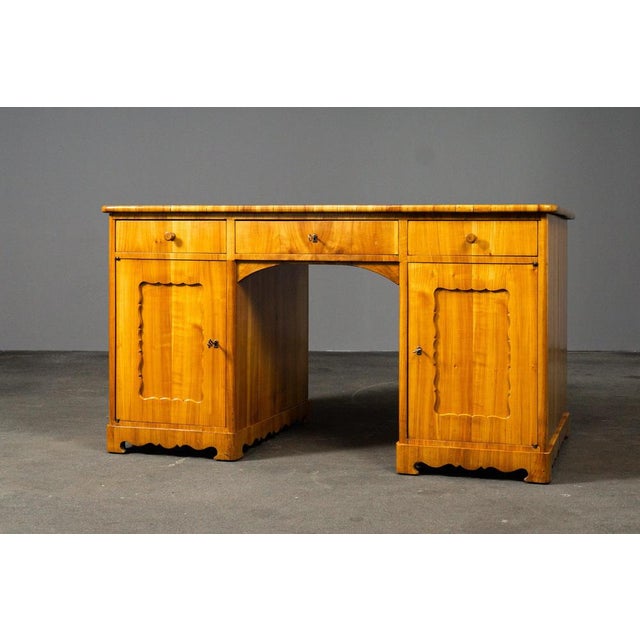 Biedermeier Desk in Cherry Veneer For Sale - Image 4 of 18