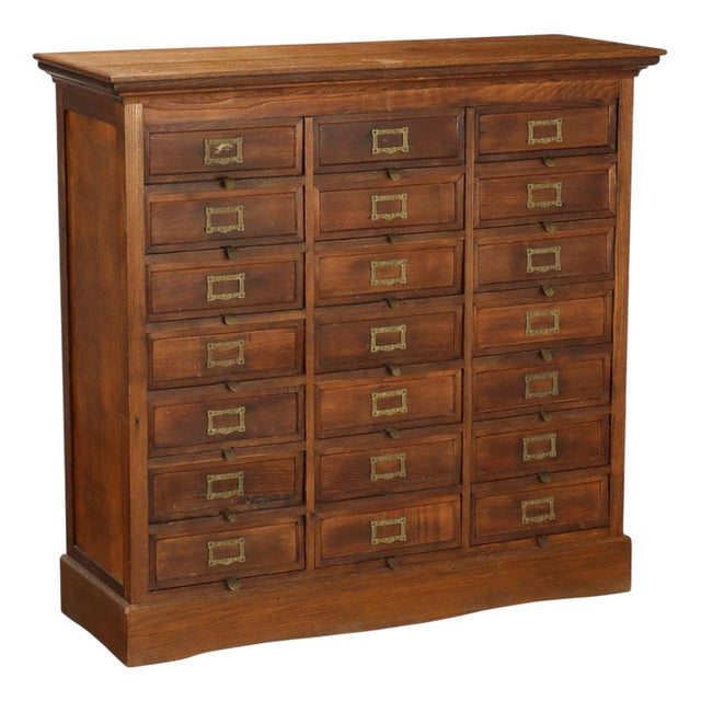 Vintage Filing Cabinet in Oak For Sale