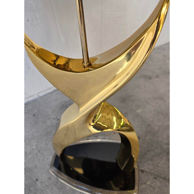 1970s Vintage Brass and Lucite Figural Table Lamp For Sale - Image 5 of 8