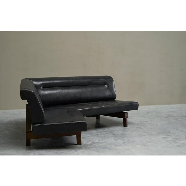 Vintage Boomerang Sofa in Wengé and Black Leather by Martin Visser, 1970 For Sale - Image 10 of 16