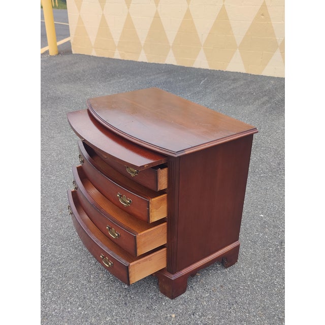 Chippendale Vintage Lexington Heirloom Solid Mahogany Chippendale Bachelors Chest of Drawers For Sale - Image 3 of 11
