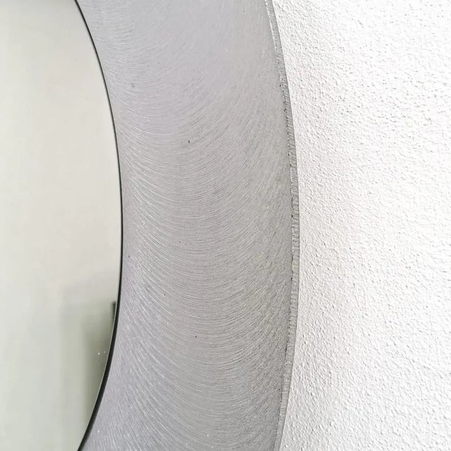 Round Mirror in Textured Aluminum by Lorenzo Burchiellaro, 1970s For Sale - Image 9 of 11