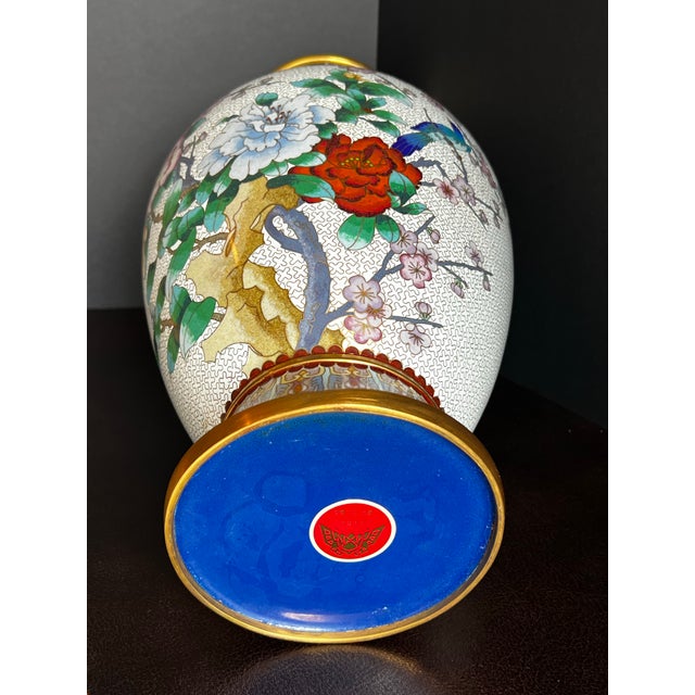 Large Vintage Chinese Cloisonné Vase - White With Flowers and Blue Birds For Sale - Image 12 of 12