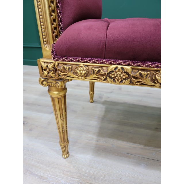 Mid 20th Century Louis XV Style Bench, Aged Gold Leaf Tufted Maroon Velvet For Sale - Image 9 of 9
