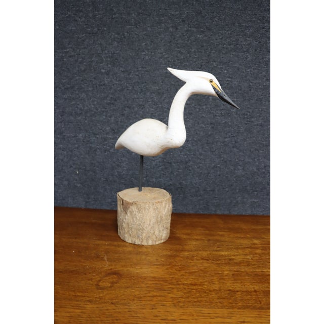 Hand-Carved White Heron Sculpture on Natural Wood Base by Roe For Sale - Image 9 of 9