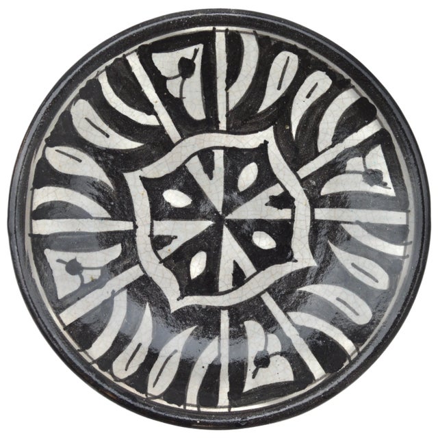 One-of-a-kind antique handcrafted and glazed Moroccan ceramic plate from Sefrou. Featuring an elaborate hand-painted fine...