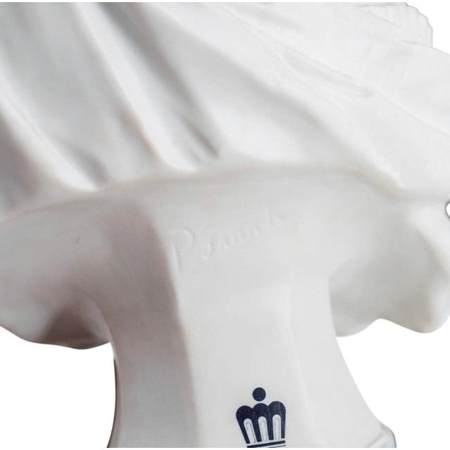 Figurative Early 20th Century Pair of KPM Porcelain Busts of King and Queen Signed P. Frank For Sale - Image 3 of 9