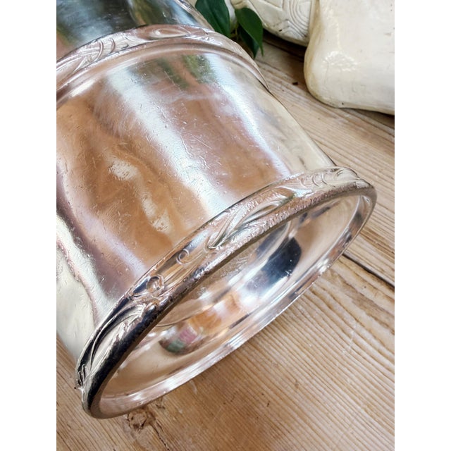 A beautiful vintage circa 1920s heavy silver plated champagne or wine bucket from the Hotel Alexandria In las Angeles,...