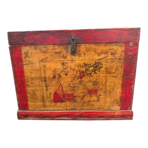 Mid 20th Century Vintage Chinese Hand Painted Storage Trunk Chest