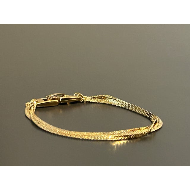 Modern Vintage Monet Gold-Tone Multi-Strand Flat Weave Chain Bracelet – Iconic 1970s/1980s Statement Jewelry For Sale - Image 3 of 13
