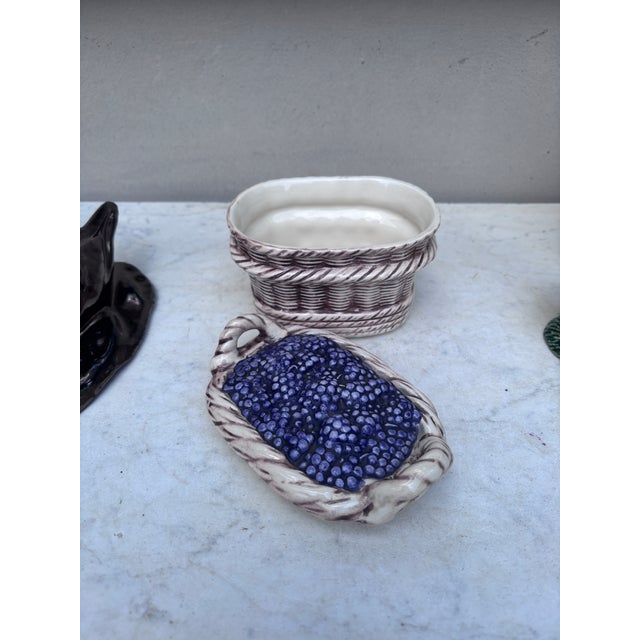 Small Mid-Century Majolica Blackberries Tureen For Sale - Image 4 of 6