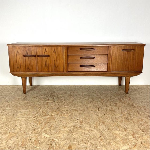 Mid-Century Teak Sideboard from Beautility, 1960s For Sale - Image 4 of 10