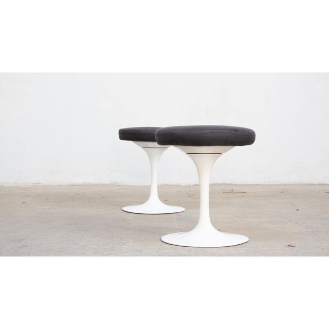 Metal Stools by Eero Saarinen for Knoll, Set of 2 For Sale - Image 7 of 9