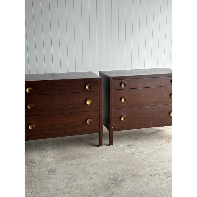 1930s Vintage Norman Bel Geddes for Simmons Steel Chest of Drawers With Brass Pulls, C. 1930s For Sale - Image 5 of 18