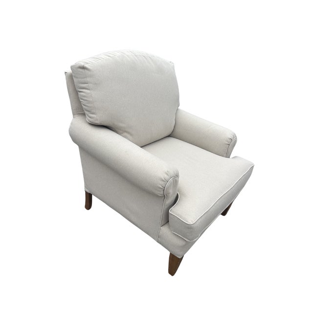 Vintage Pearson Club Chair – English Roll Arm Lounge Chair, Ivory Upholstery, Tapered Wood Legs, High-End Designer Seating For Sale - Image 10 of 16