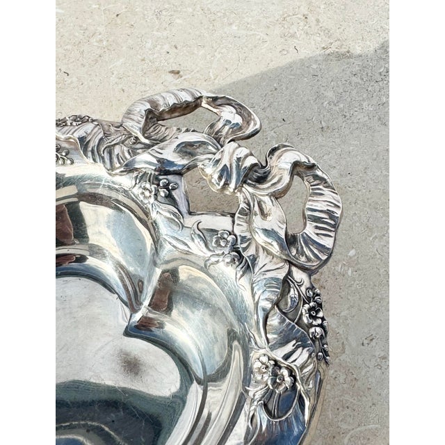 Art Deco Vintage Reed & Barton 230 Silver-Plated Heart Dish – Ornate Anniversary Gift For Sale - Image 3 of 12